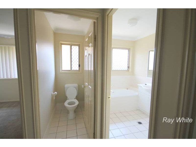21 Cambridge Street, Rothwell QLD 4022