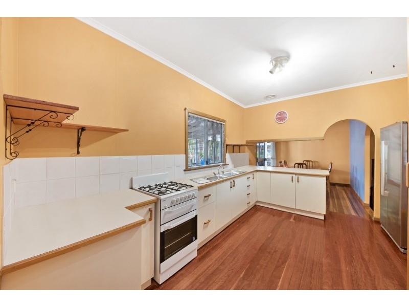 5 Silver Street, Deception Bay QLD 4508