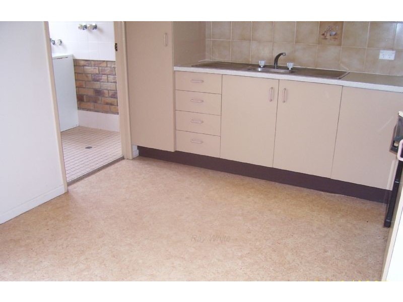 4/10 Seaview Parade, Deception Bay QLD 4508