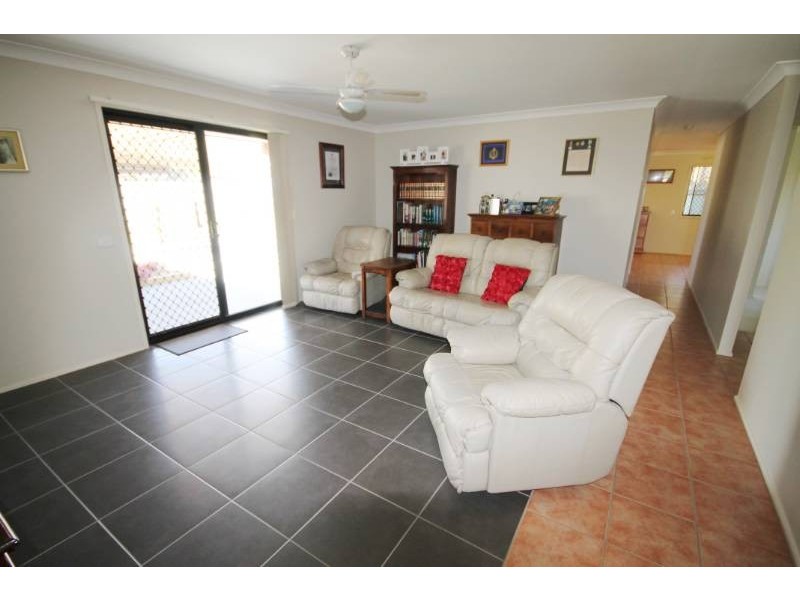 9 Andrea Court, Deception Bay QLD 4508