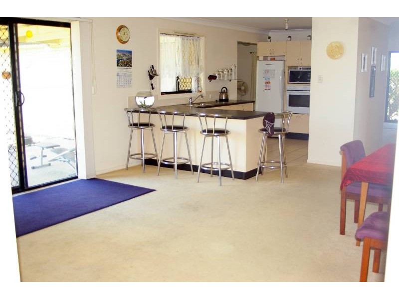 8 Cairns Crescent, Deception Bay QLD 4508