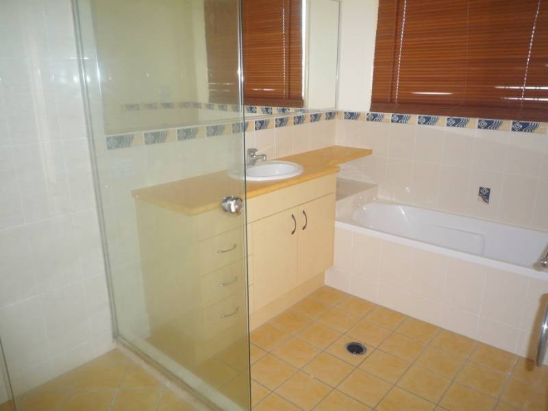 32 Yandina Place, Deception Bay QLD 4508