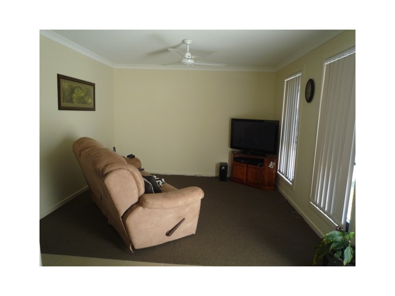 1 Eucalyptus Street, Ningi QLD 4511