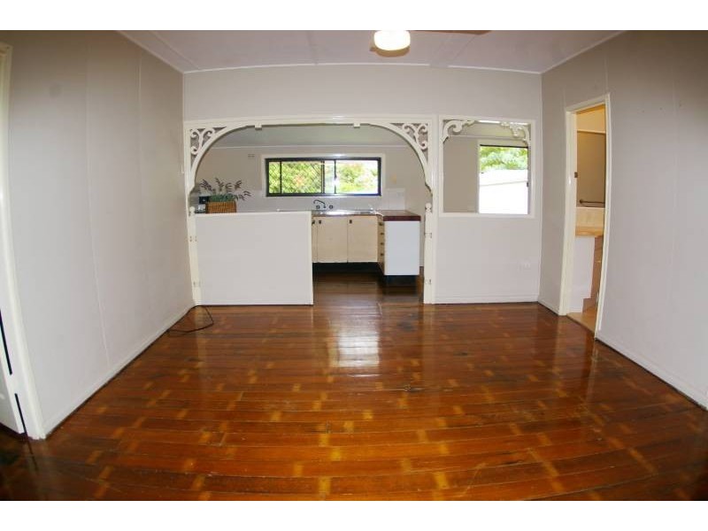 12 Lawnhill Avenue, Deception Bay QLD 4508