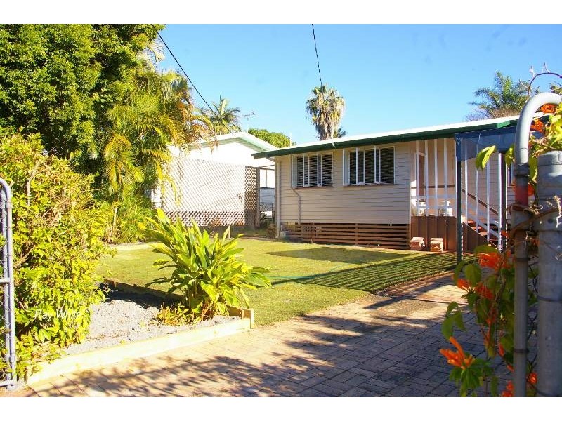 18 Herbert Street, Brighton QLD 4017