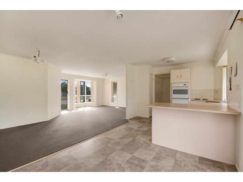 25 Lipscombe Road, Deception Bay QLD 4508