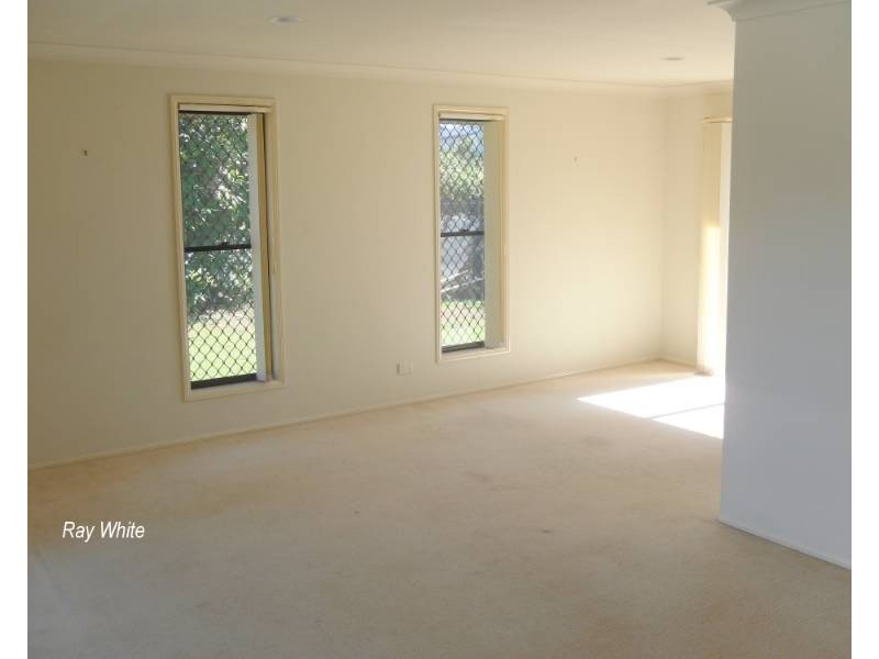 35 Lipscombe Road, Deception Bay QLD 4508