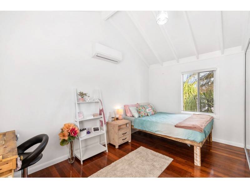 15 Cunningham Street, Deception Bay QLD 4508