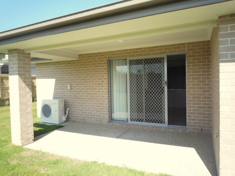 12 Broadleaf Place, Ningi QLD 4511