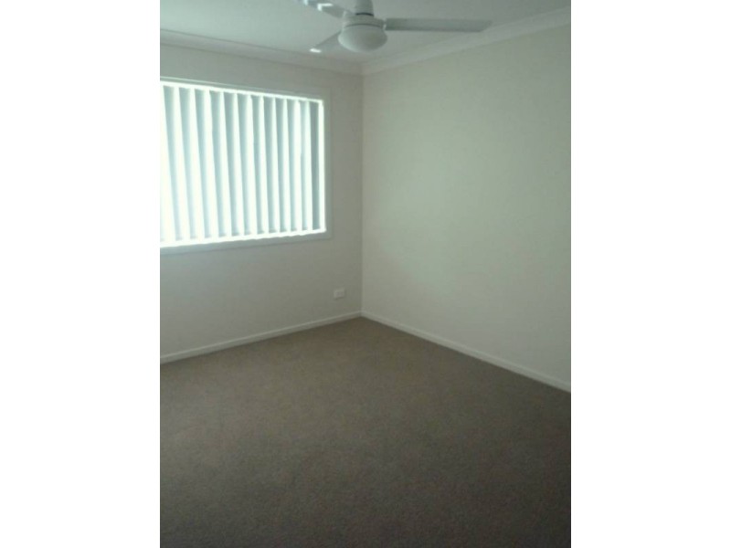 12 Broadleaf Place, Ningi QLD 4511