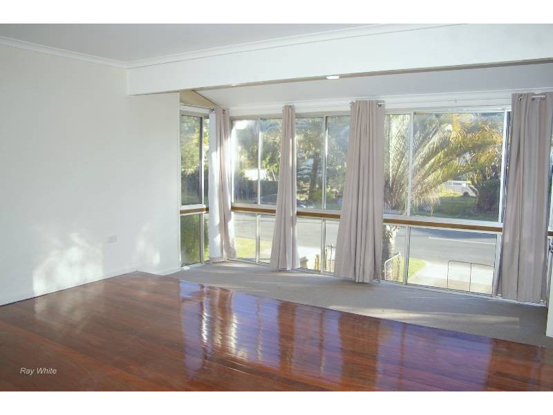 1 Central Avenue, Deception Bay QLD 4508