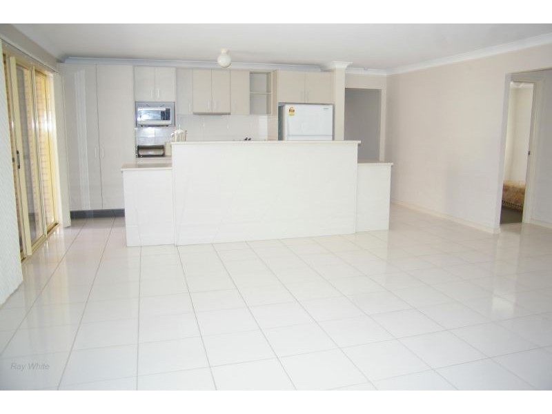11 Cockatiel Court, Deception Bay QLD 4508