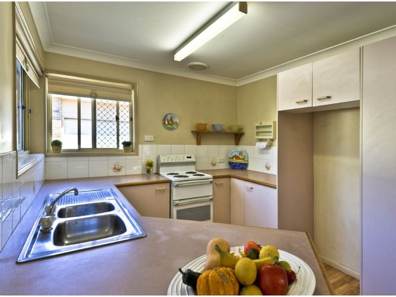 4/4 Wattle Road, Rothwell QLD 4022