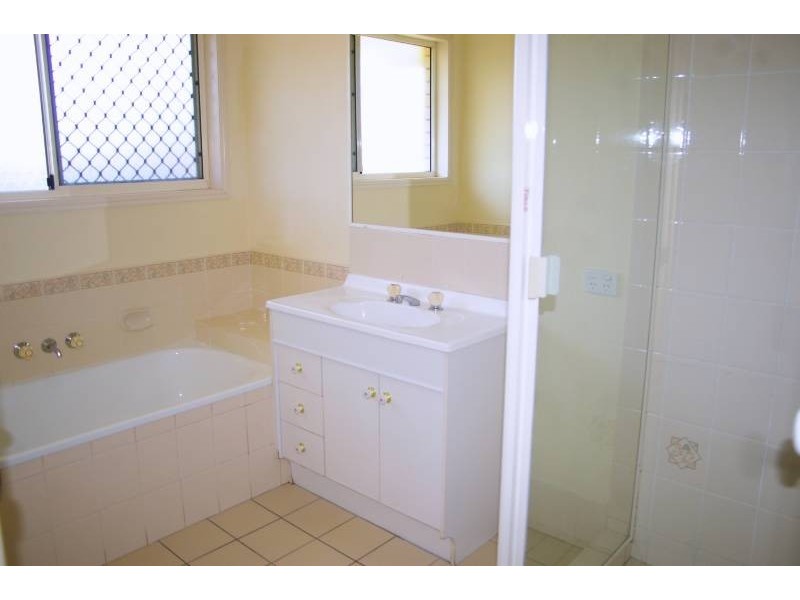 1 Gareth Court, Deception Bay QLD 4508