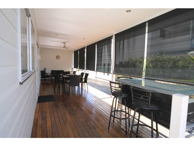 30 Central Avenue, Scarborough QLD 4020