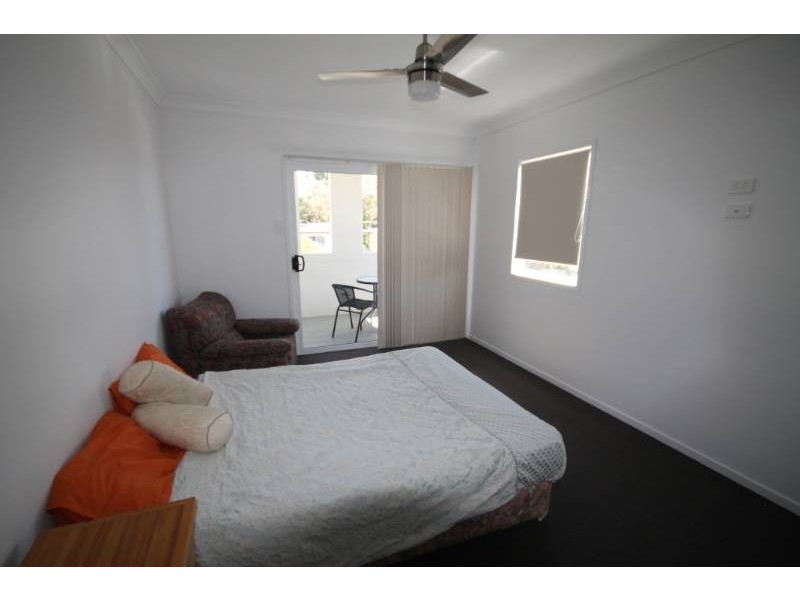 30 Central Avenue, Scarborough QLD 4020