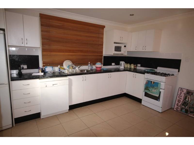 30 Central Avenue, Scarborough QLD 4020