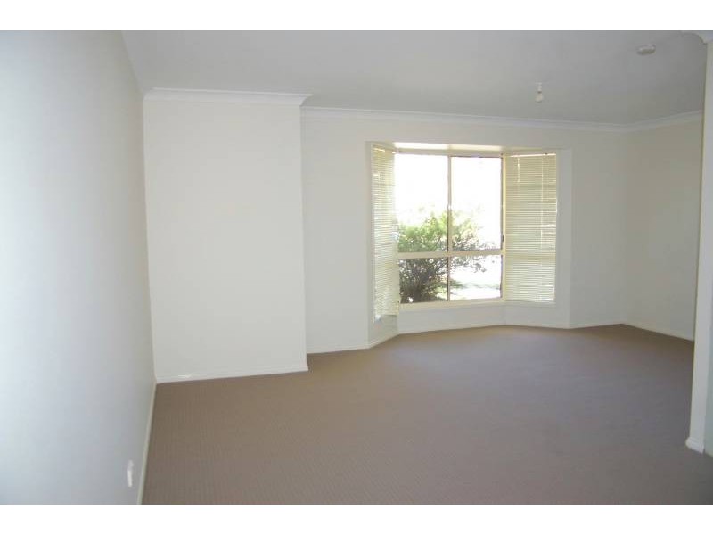 7 Stamp Street, Deception Bay QLD 4508