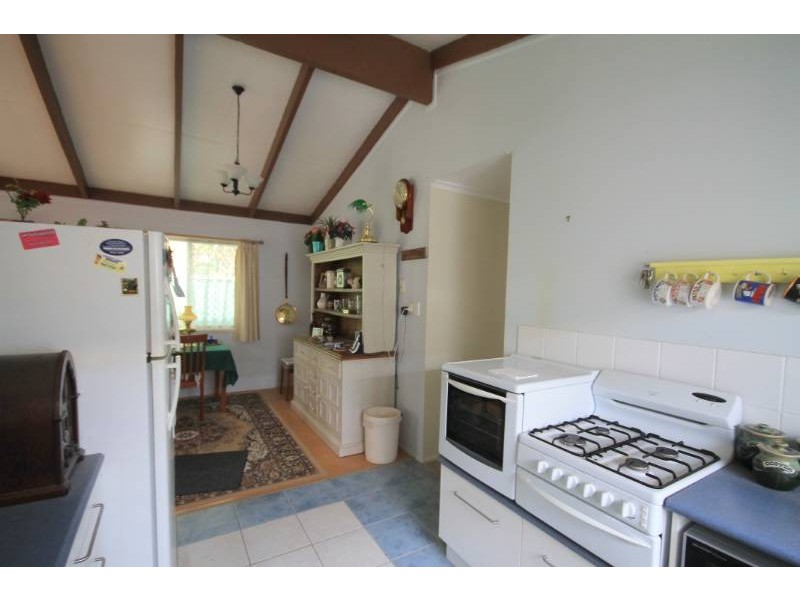 2 Dolphin Street, Deception Bay QLD 4508