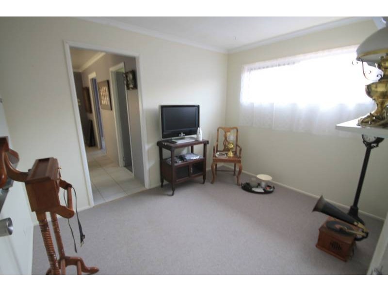 2 Dolphin Street, Deception Bay QLD 4508