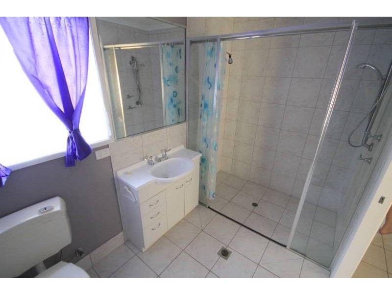 2 Dolphin Street, Deception Bay QLD 4508