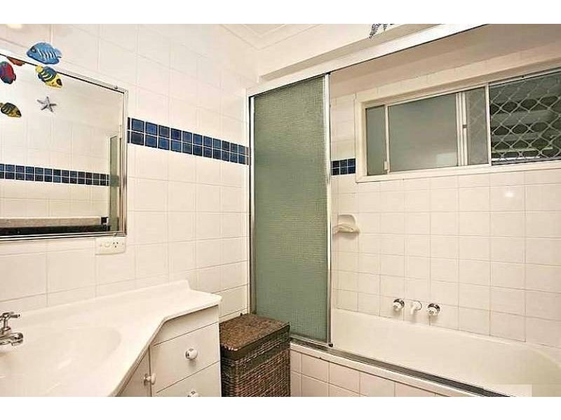 11 Oxley Street, Deception Bay QLD 4508