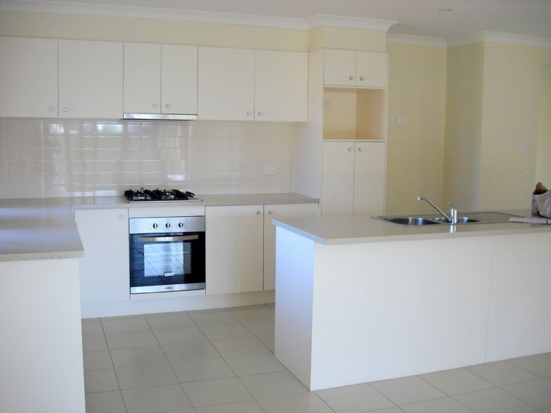 10 Rhiannon Court, Bellmere QLD 4510