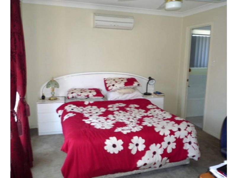 23 Old Bay Road, Deception Bay QLD 4508