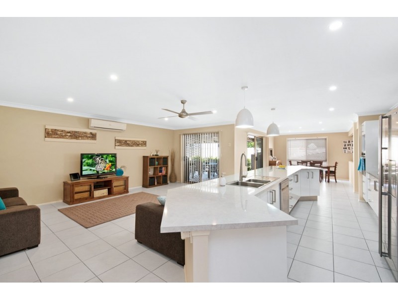 81 Mariner Blvd, Deception Bay QLD 4508
