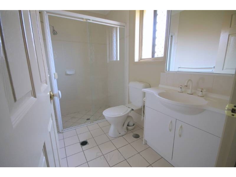 21 Cambridge Street, Rothwell QLD 4022