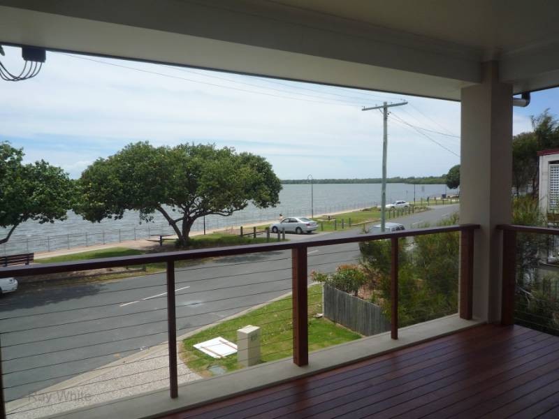 3 Esplanade, Deception Bay QLD 4508