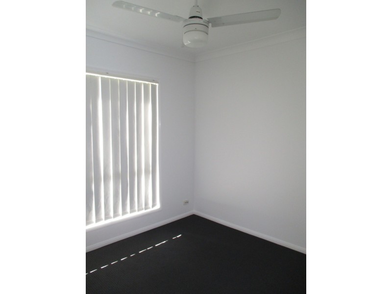 37 Amity Drive, Rothwell QLD 4022