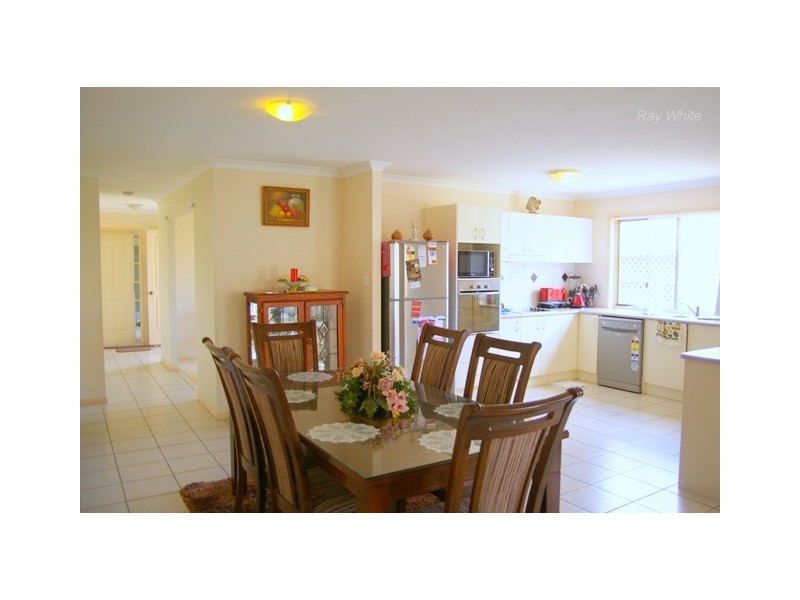 3 Hoddle Court, Rothwell QLD 4022