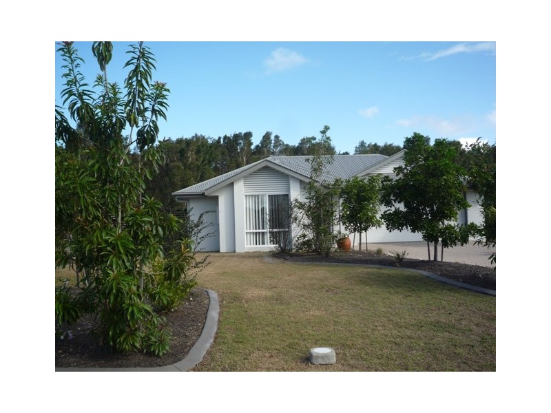 11 Pristine Place, Ningi QLD 4511