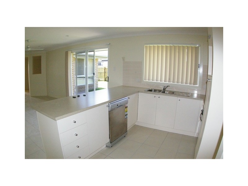 11 Pristine Place, Ningi QLD 4511