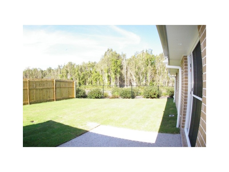 11 Pristine Place, Ningi QLD 4511