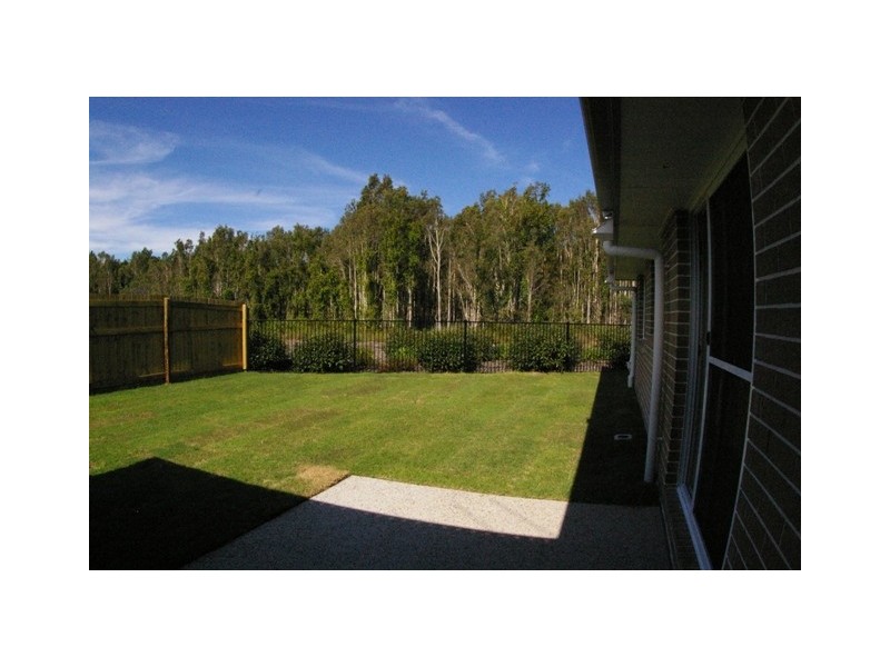 11 Pristine Place, Ningi QLD 4511