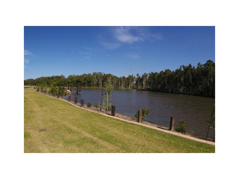 11 Pristine Place, Ningi QLD 4511