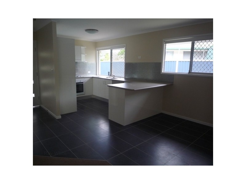 19 Simon St, Deception Bay QLD 4508