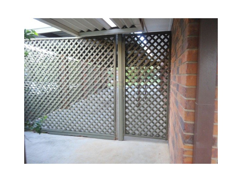 4 Ravenscraig Court, Kallangur QLD 4503