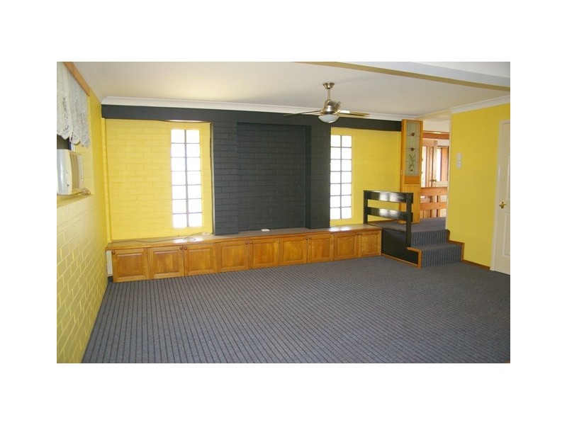 237 Klingner Road, Redcliffe QLD 4020