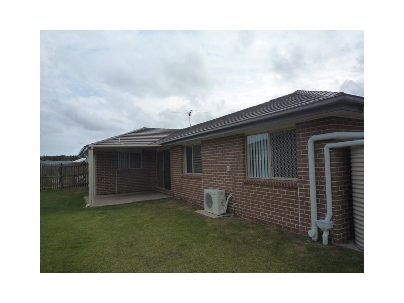 14 Broadleaf Place, Ningi QLD 4511