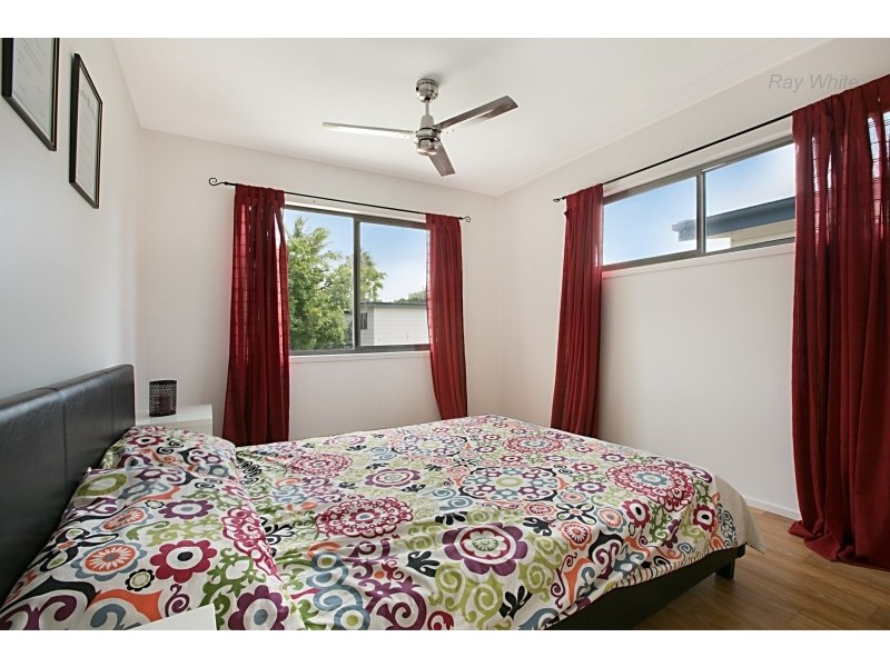 42 Windsor Place, Deception Bay QLD 4508