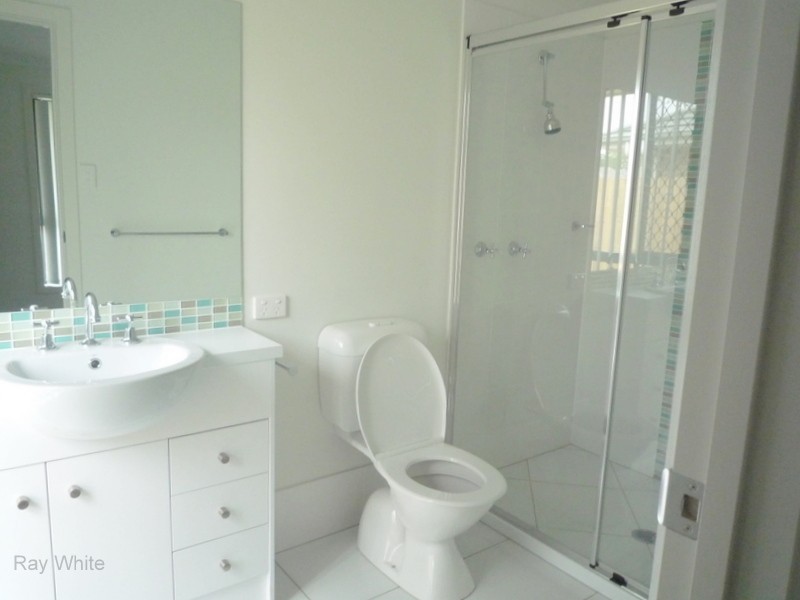 8 Peggy Road, Bellmere QLD 4510