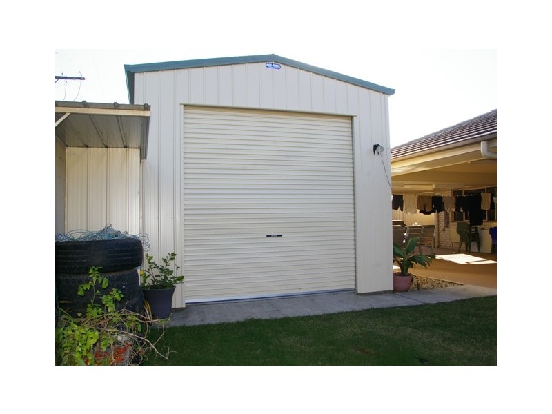 2 Tranquility Drive, Rothwell QLD 4022