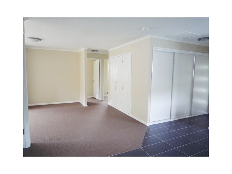 19 Simon Street, Deception Bay QLD 4508