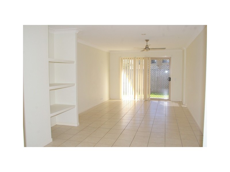 2/90 Webster Road, Deception Bay QLD 4508