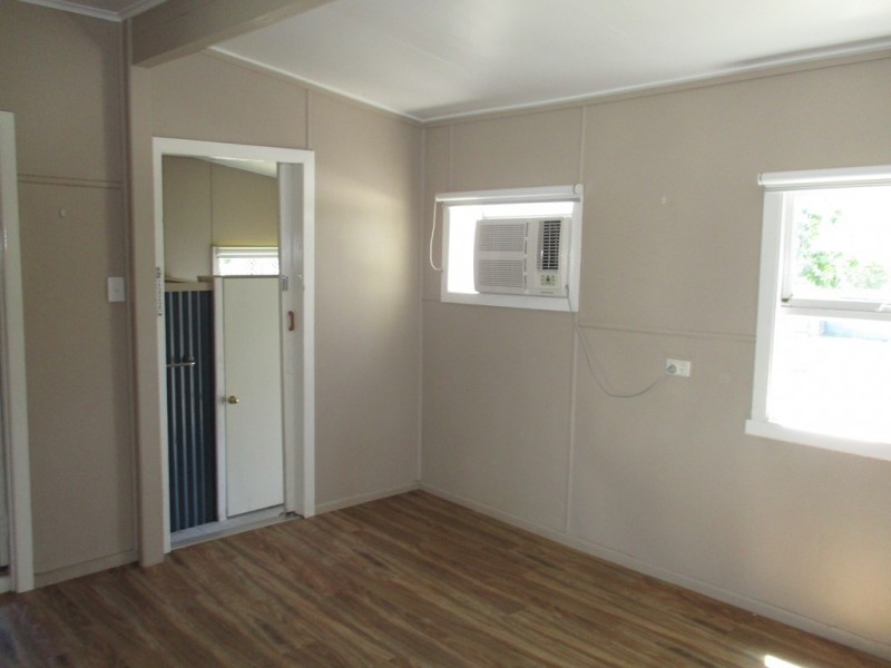 8 Upper Union Street, Deception Bay QLD 4508