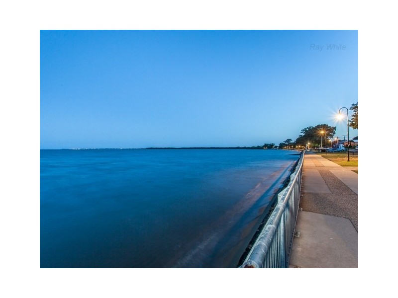 5 Esplanade, Deception Bay QLD 4508