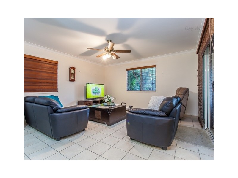5 Esplanade, Deception Bay QLD 4508